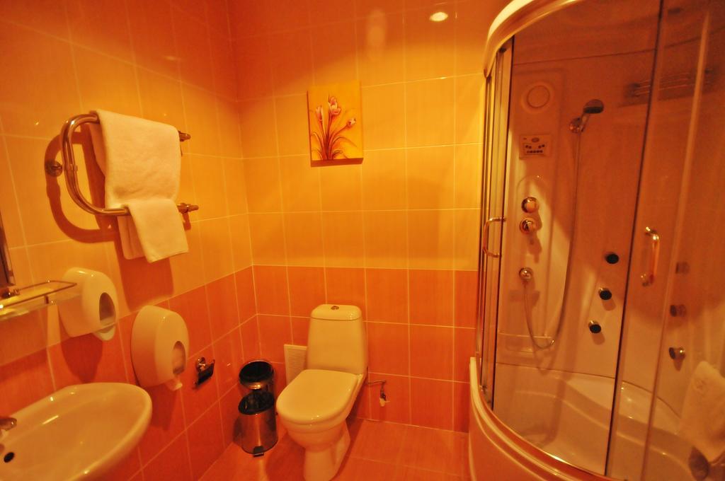 Отель Golden Palace Актау Номер фото